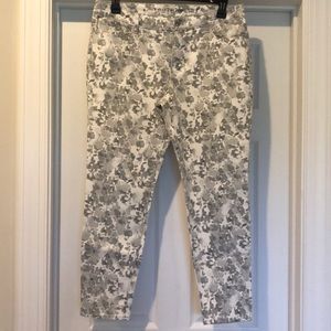 White and gray floral skinny crop jeans
